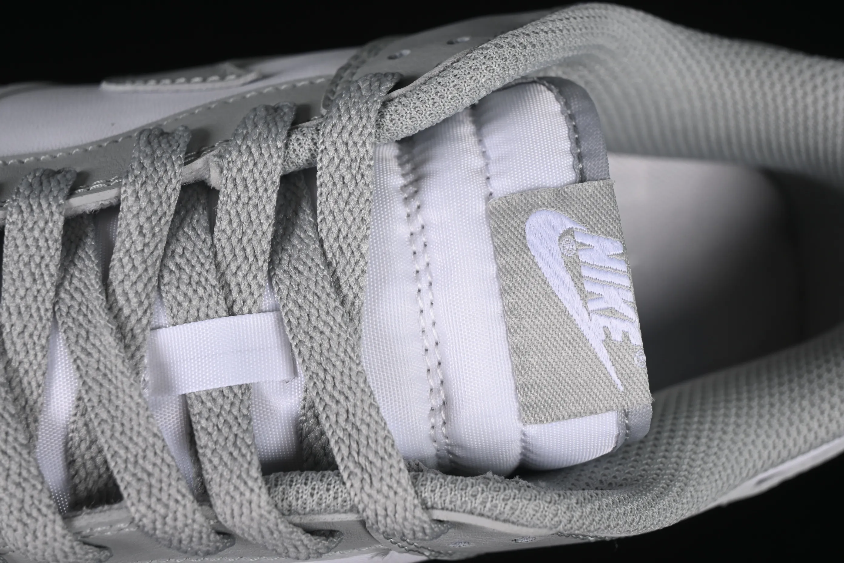 All categories Nk SB Dunk series Nk SB Dunk Low low-top sneakers Nike SB Dunk Low white gray low-top casual sneakers HF5441-105